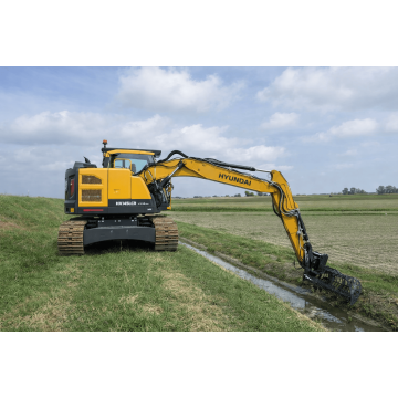 Pulizia fossi e scolinature